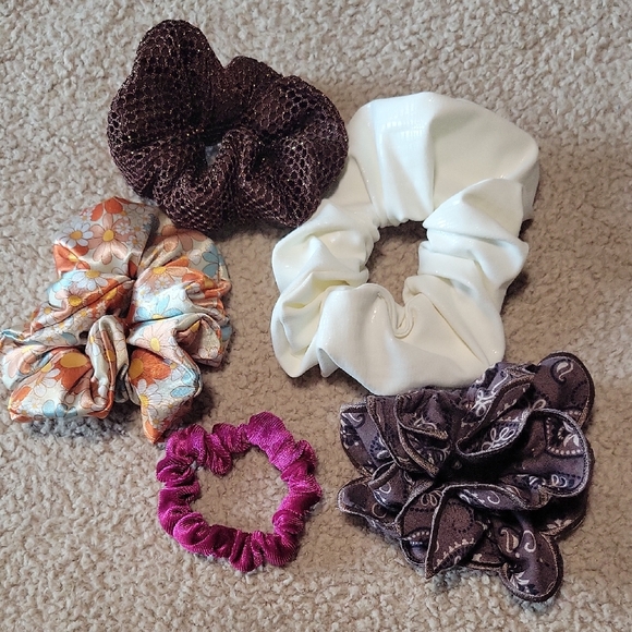 Hair Accessory Scrunci Lot - Picture 1 of 7